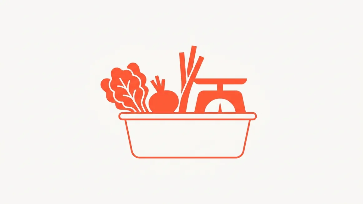 Verdure fresche e una bilancia da cucina ordinate in un contenitore.