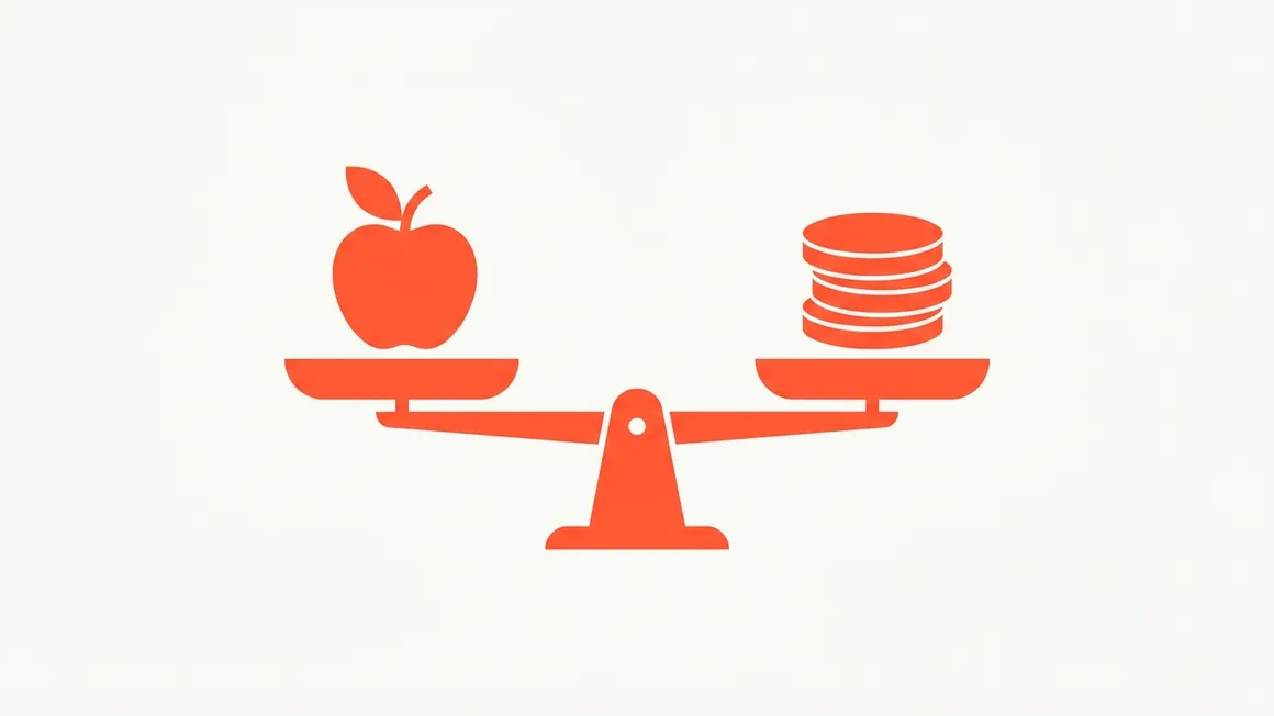 Un'illustrazione minimalista di una bilancia che pesa una mela e delle monete.